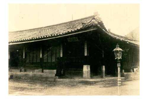 경복궁 건청궁에 설치된 전기등