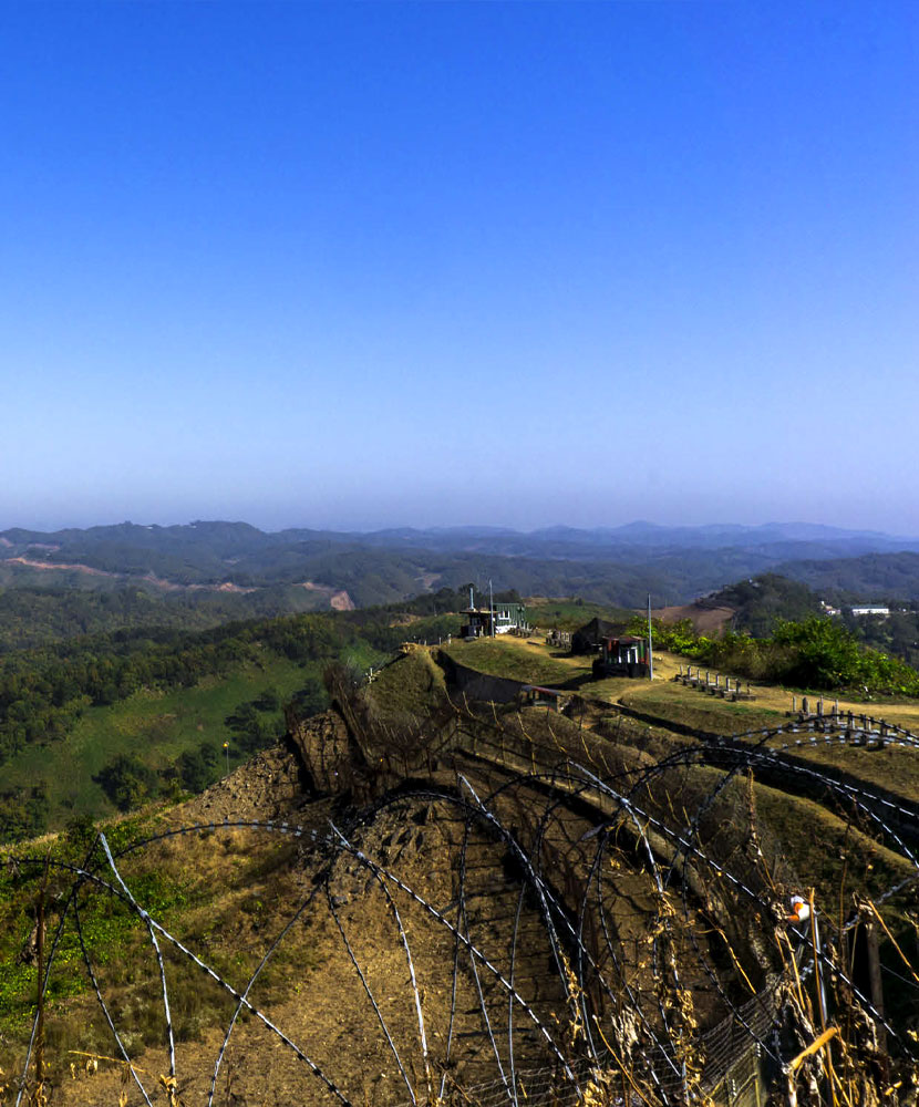 DMZ: 냉전과 문명의 역사를 넘어선 새로운 지문화적 상상 DMZ: 냉전과 문명의 역사를 넘어선 새로운 지문화적 상상